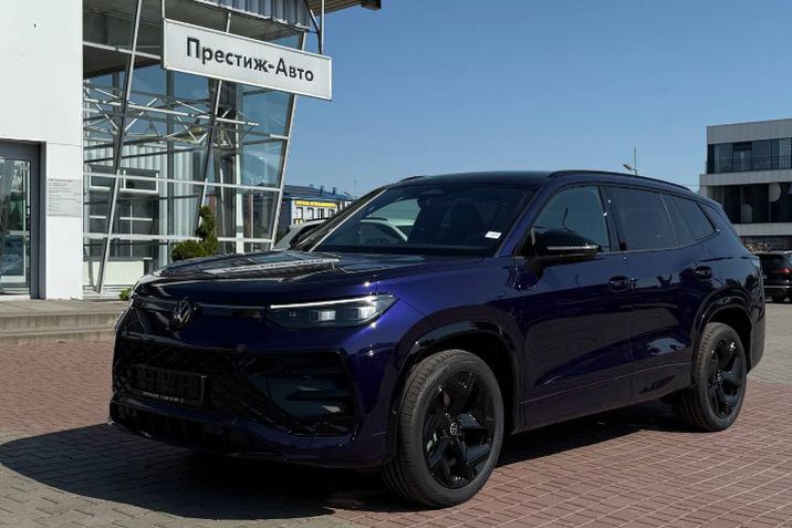 Більше простору для всіх. І всього. Широкий. Просторий. Універсальний. Відкрийте для себе новий Tayron.